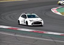 新型「ヴェゼル」、ホンダの意気込みが尋常じゃない！常識を裏切る乗り心地＆驚異的な燃費