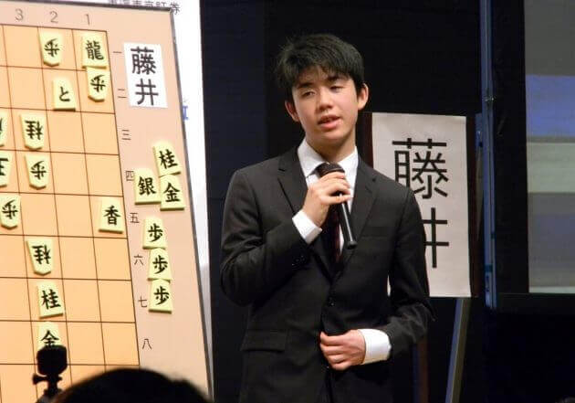 因縁の対決藤井聡太、渡辺明に完勝した“妙手”を解説史上最年少の九段昇段なるか