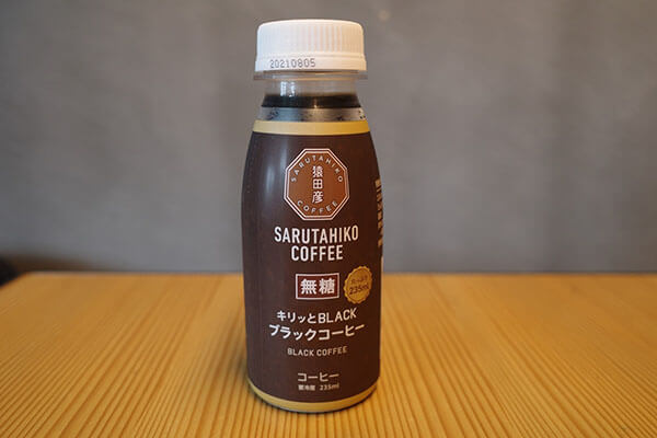 猿田彦珈琲のチルドコーヒーに甘くないカフェラテが新登場！ドラマとのコラボも大反響の画像2