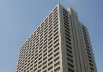 内定者の半数がMARCH級の省庁も…キャリア官僚、私大卒が3割に、東大は減少