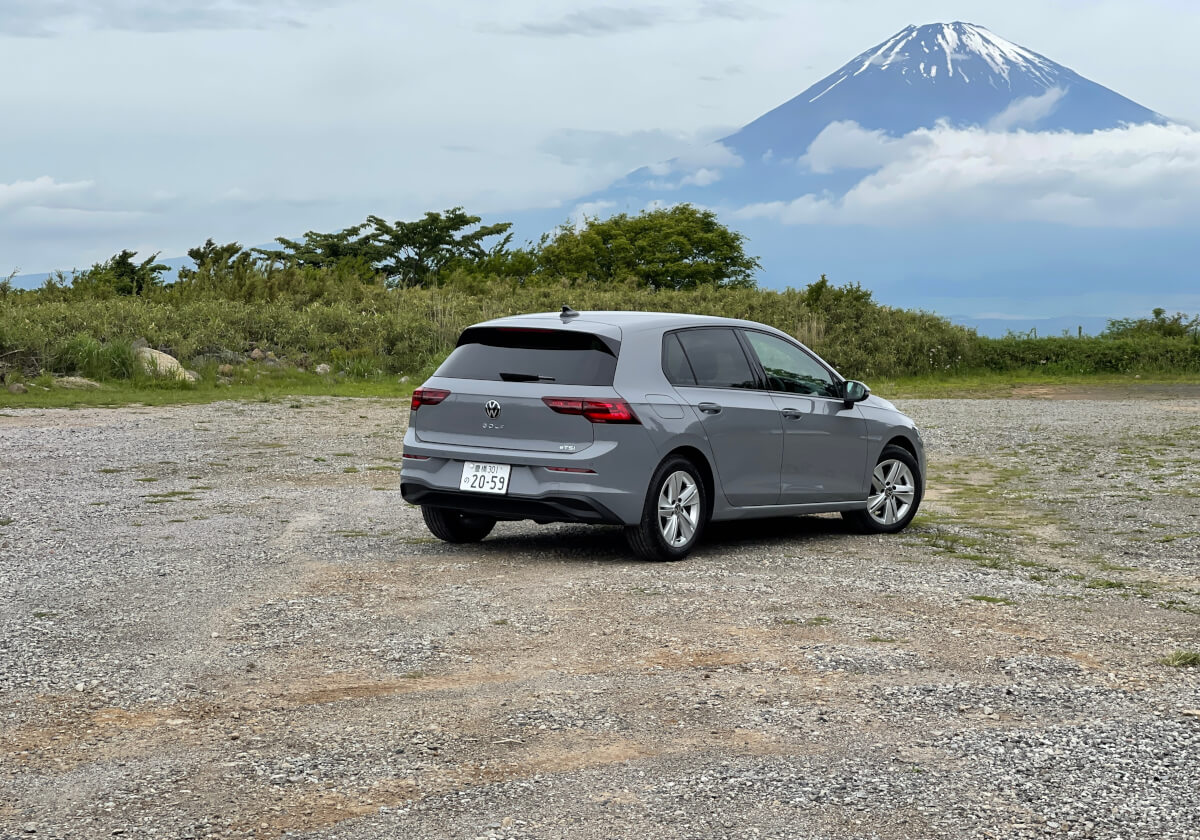 VW・新型ゴルフ、伝統的な外観と驚異的な先進性の融合…感動的なハンドリングと力強い発進の画像3