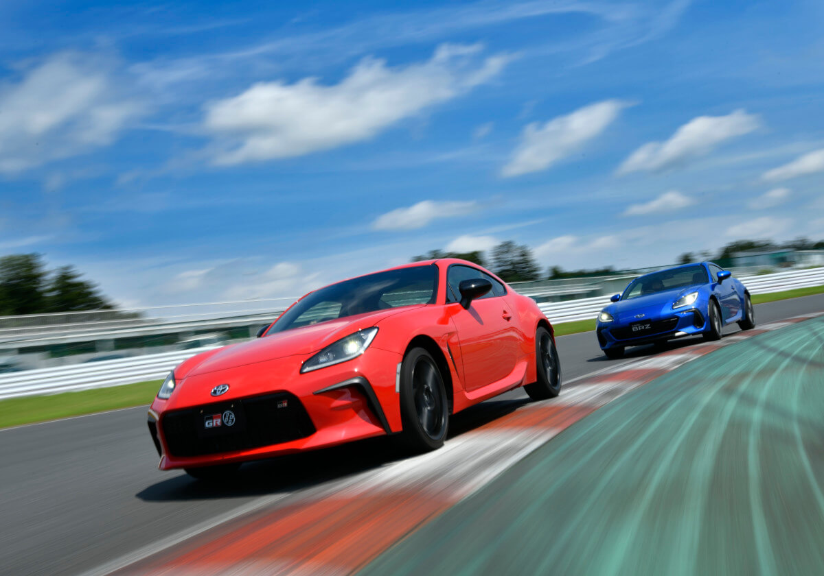 トヨタ「GR86」、進化した2代目が超刺激的！共同開発のスバル「BRZ」とは異なる個性の画像2