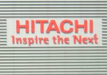 東京五輪の裏で、秘かにカメラメーカーの争いも白熱…ソニーの躍進で勢力図一変の可能性
