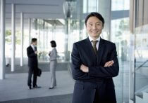 資産5億円あればラクに年利4％→年収2千万円で一生遊んで暮らせる？検証