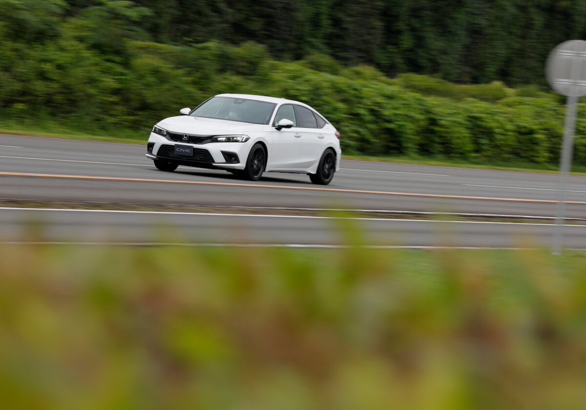 新型シビック、ガソリンエンジンが大幅進化！電動化推進のホンダ、皮肉なほど高すぎる完成度の画像6