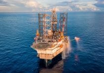 米国、貧困化する白人男性層…銃乱射事件が年600件超え、学歴格差で歪む社会