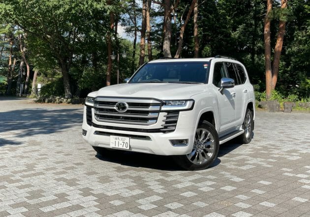 トヨタ「ランドクルーザー」、14年ぶり全面刷新に驚愕…都会的クロカン要素が充実