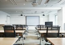 衆院選勝利の岸田首相、安倍前首相の意向に背き距離…募る安倍氏のイラつき