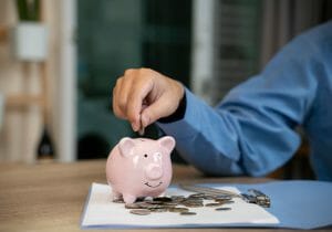 あなたはなぜお金が貯まらないのか？年収は関係なし、お金が貯まる人との違い