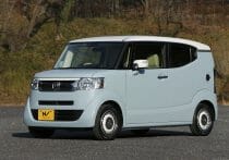 ホンダN-BOX、販売1位陥落危機…未使用車を中古に大量流出の裏技も限界