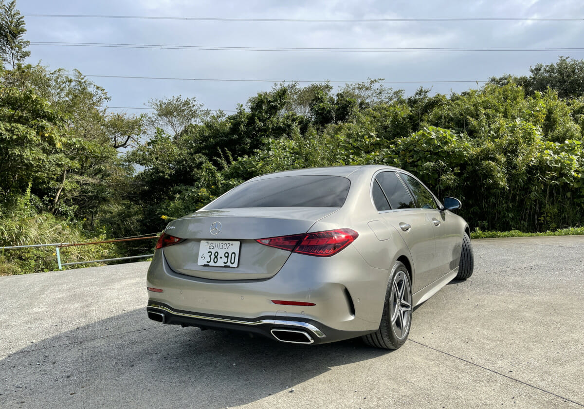 メルセデス・ベンツ、新型Cクラスが劇的変貌…Sクラス並みに拡大、でも旋回性もアップの画像4