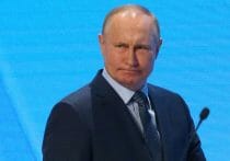 マスク拒否の広島呉市議も驚く？米国議員、投稿動画でゲシュタポとガスパチョを混同