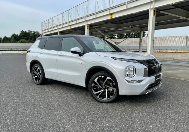 三菱自・新型「アウトランダー」、全方位的に進化…あらゆる路面で軽快な走り味