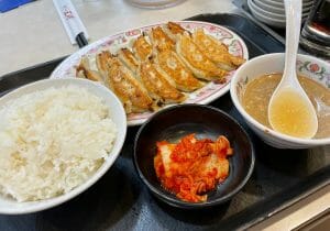 餃子の王将、なぜ顧客ロイヤルティが高い？日高屋を凌駕、顧客囲い込み戦略の秘密