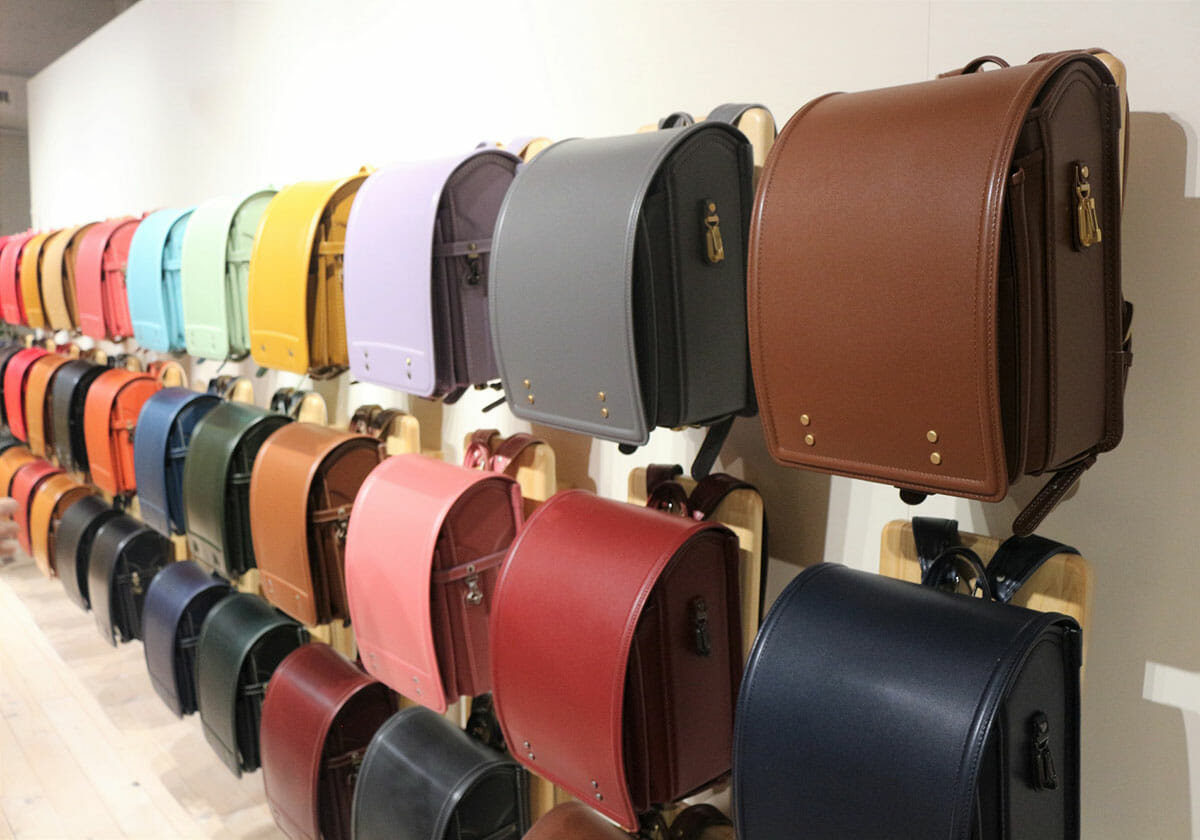 土屋鞄製造所の神田オフィスに展示されているランドセル