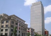 アマゾン、「習近平」本の低評価レビューを削除、中国の要請で…揺らぐ評価の中立性