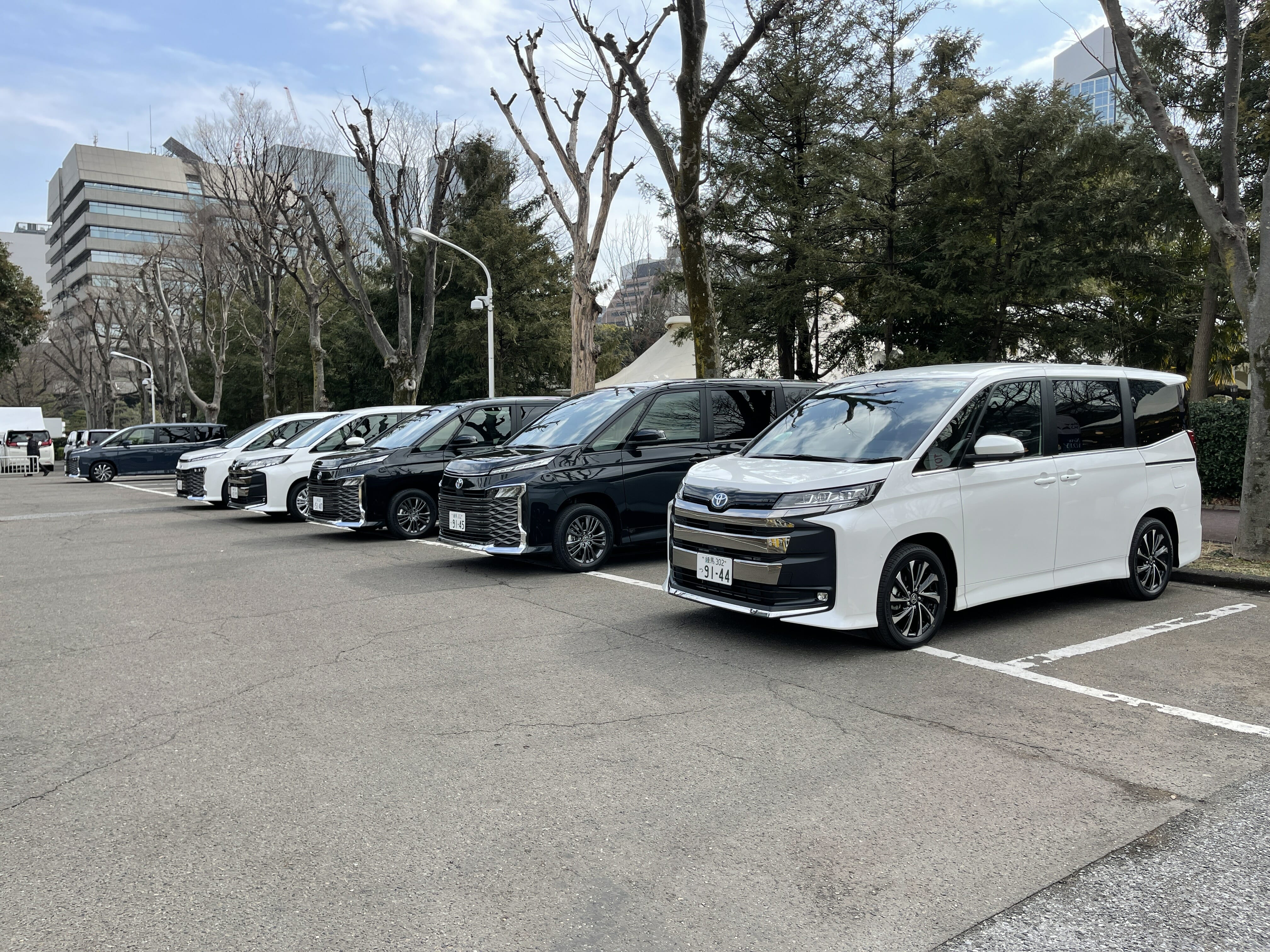 トヨタ新型ノア／ヴォクシー、拡大路線は吉か凶か？使い勝手も開放感も想像以上の画像2