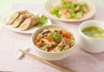 江崎グリコ、40年ぶりに社長交代、40代の長男が世襲…幹部社員の退職が相次ぐ