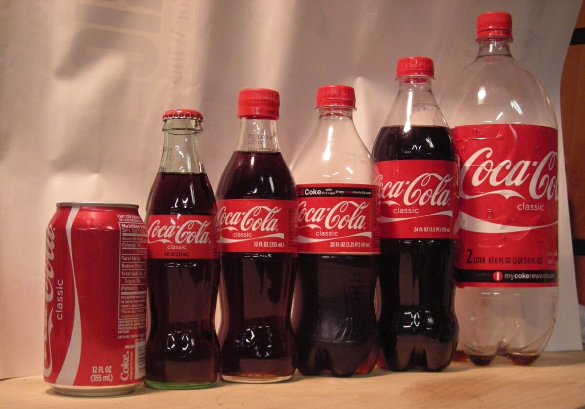 コカ・コーラ、もとは頭痛薬だった！複数の偶然の産物