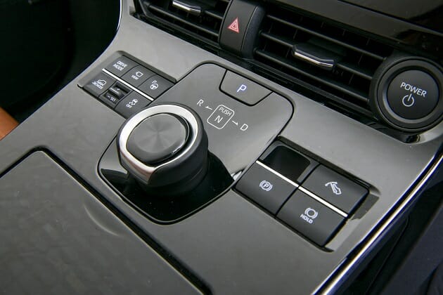 スバル初本格BEV・ソルテラ、トヨタ・bZ4Xとどう違う？スバルの密かなこだわりの画像5