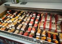 スシローの寿司が小さくなった説、「魚べい」のほうが美味しい説を検証