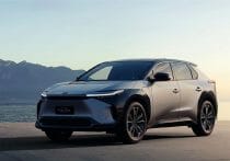 BYDの乗用車参入で突きつけられる「EVで先行する中国と出遅れる日本」の構図