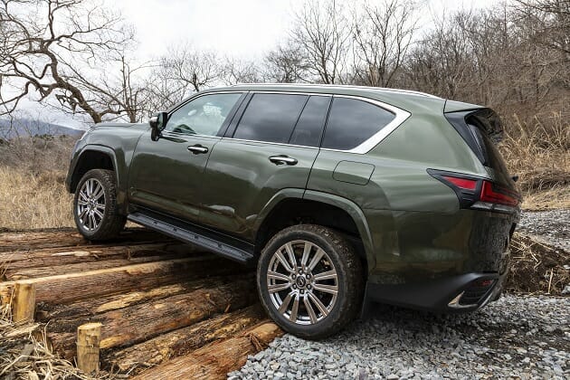 レクサス・新型LX、高性能＆上質すぎる乗り心地…中東のセレブ向け高級車の実態の画像5