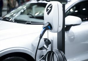 急速なEV市場拡大は欧州の日本叩きか…携帯電話の規格競争に敗退した時と酷似