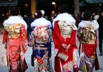 スマホの料金プランは2年に一度見直すべき…法人の場合、大幅にコストダウンも