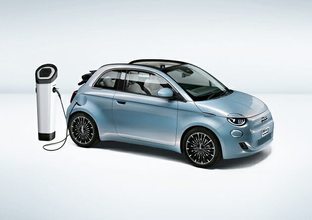 フィアット初のBEV「500e」にギャップ萌え!見た目はキュート、走りは活発の画像3