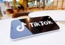 スマホの料金プランは2年に一度見直すべき…法人の場合、大幅にコストダウンも