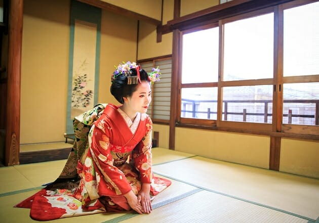 元舞妓が京都花街の闇を暴露し炎上！16歳で飲酒、客と混浴…実態は？の画像1