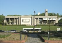 「奨学金返済地獄」に陥る中流家庭の大学生たち…延滞者の7割が低収入で生活苦に