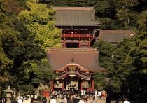 『鎌倉殿の13人』薩摩・島津家は源頼朝の末裔？…北条家とともに滅んだ安達家の歴史