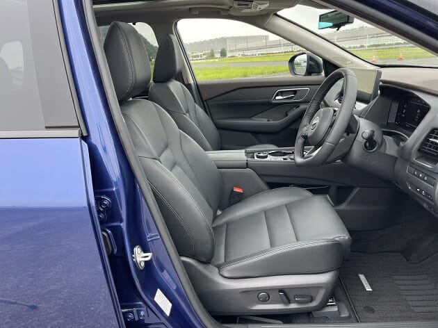 日産・新型エクストレイル、活動的なのに上質…悪路踏破性と乗り心地の両立を実現の画像3