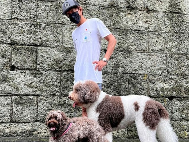 木村拓哉 愛犬の水遊びで服がびしょ濡れに サンサン 呼びが可愛い
