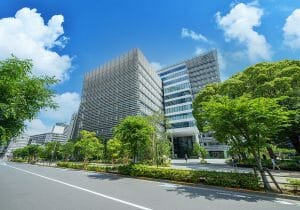 「理系女子」は本当に増えるのか？名古屋大と富山大が女子枠導入、芝浦工大は拡充