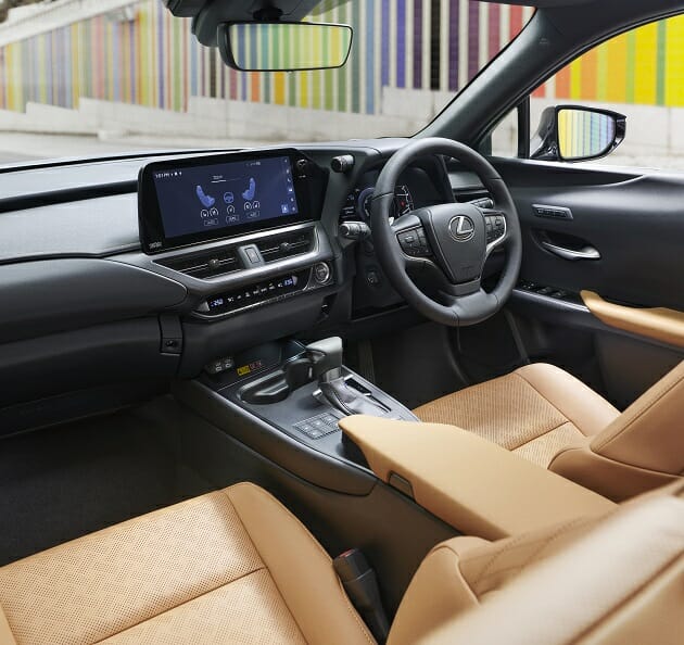 レクサス、新型UXに透ける本気度…新鮮味なく改良点はわずかだが、基本性能が熟成の画像4