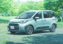 トヨタ、社長交代の深層…「クルマをつくる会社」からの脱却を図る