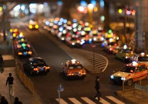 タクシーで障害者手帳提示、実は事業者が料金割引分を負担？溝を生む多数の問題点