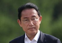 国葬、菅氏「弔辞・使い回し」疑惑も…出来過ぎたストーリーの真偽を検証