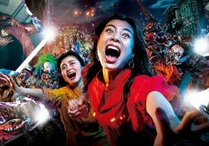 USJが「過度な露出はお断り」と異例の呼びかけ　マナー違反者の「下着ユニバ」に対応か