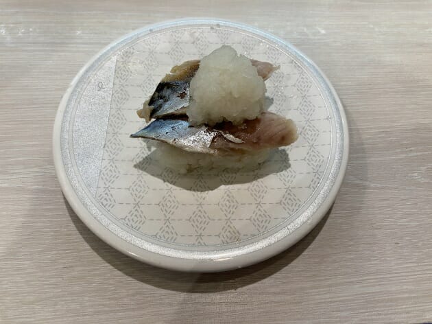 かっぱ寿司「真いかザク旨ラー油」の完成度が高すぎ!回転寿司4店、変わり種対決の画像13