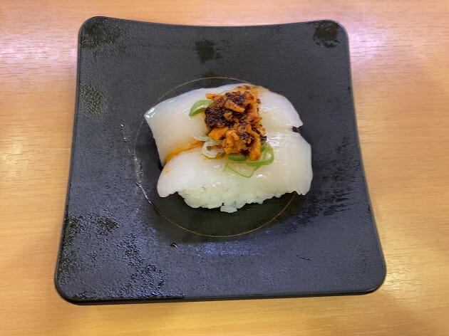かっぱ寿司「真いかザク旨ラー油」の完成度が高すぎ!回転寿司4店、変わり種対決の画像10