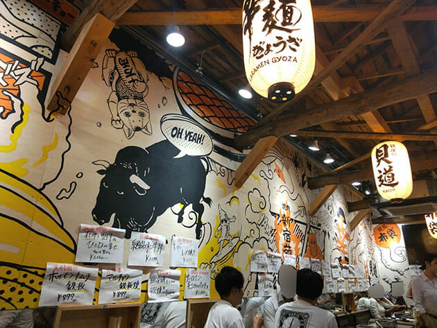 新宿名物「百果園」の跡地がスゴいことに…喫煙OKの昭和な居酒屋「屋台苑」に突撃の画像2