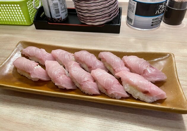 新宿・歌舞伎町「名前のない寿司屋」…寿司1貫10円  潜入レポで驚きの体験の画像1