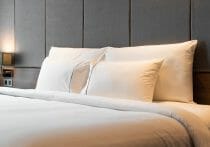 星野リゾート、大学1年生にも採用内定→「薄給で激務」批判が的外れな理由