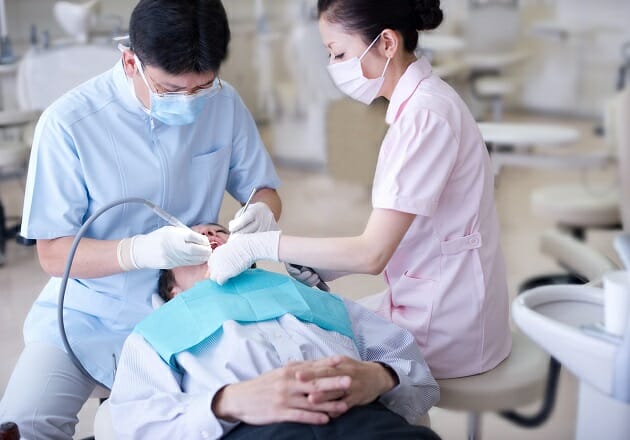 多すぎる歯科医、どう選ぶべき？