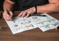 「ほぼ日手帳」、高いのになぜ売れる？マーケティングの常識を根底から覆す商品開発