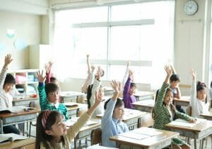 学力「暗黒」地帯だった東京都の公立中学校、全国4位へ躍進の謎…学力別授業が奏功か